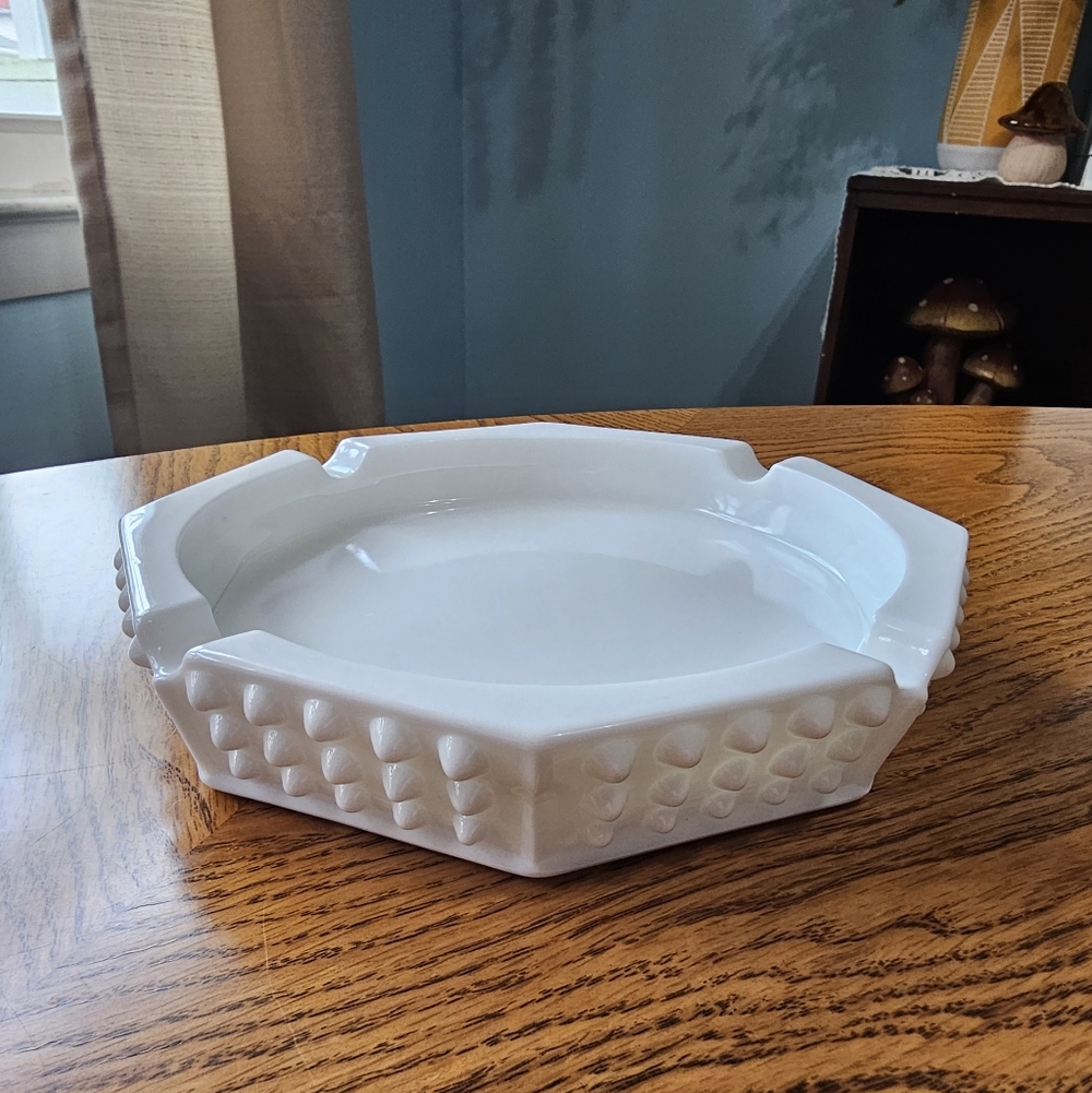 Vintage 50's Fenton Milk Glass Hobnail Octagon Large Ashtray White Retro